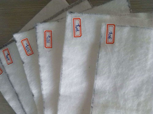 青島長絲防粘針刺土工布